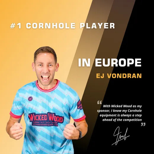 TRIANGLE - Cornhole Set - 2 board / 2x4 zakjes Cornhole sets Wicked Wood Games